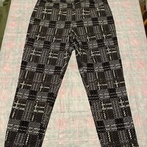 Avenue “Jemma Check” pants Women’s Size 20
